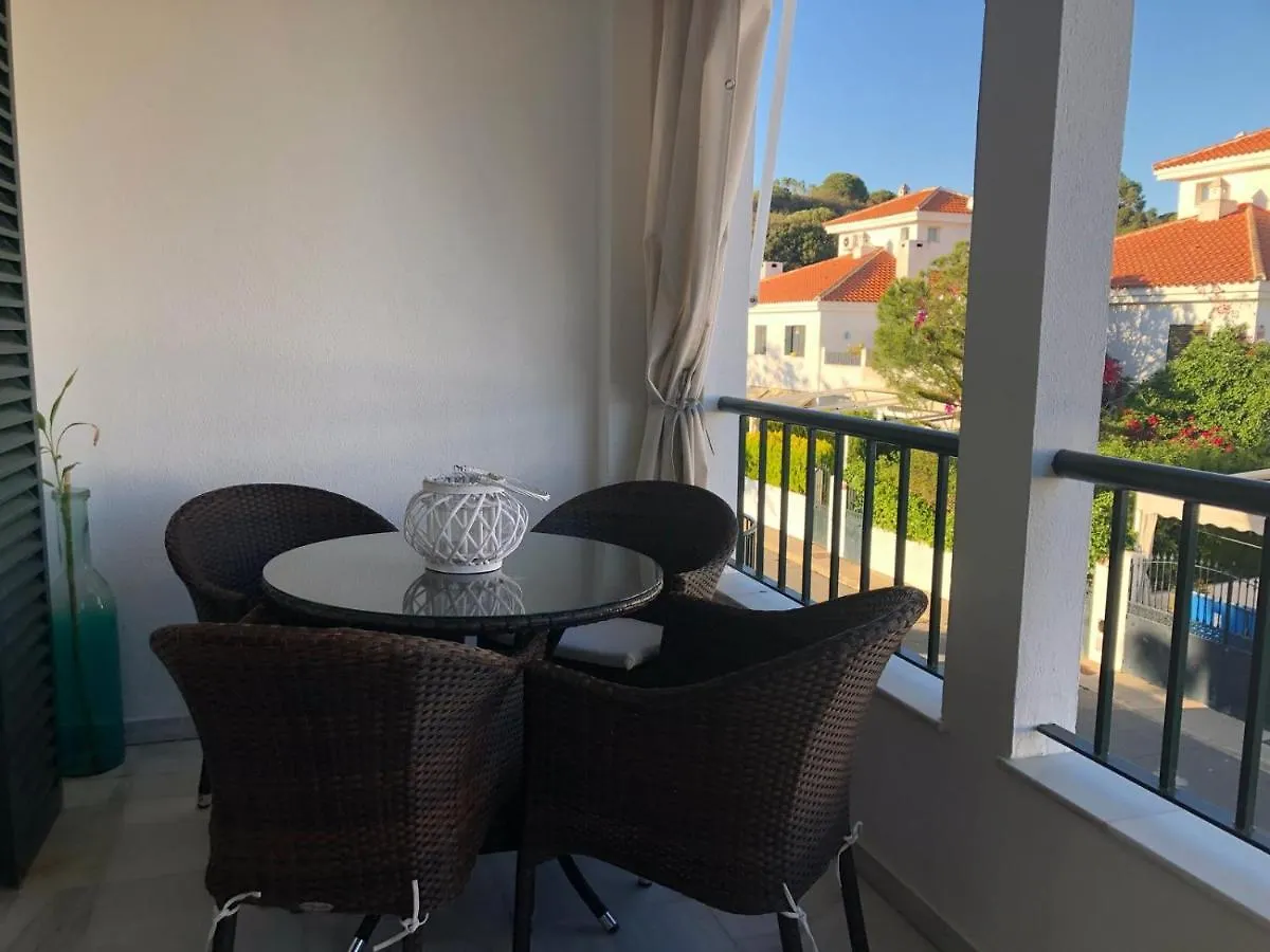 Apartamento En Urbanizacion Los Enebros Huelva