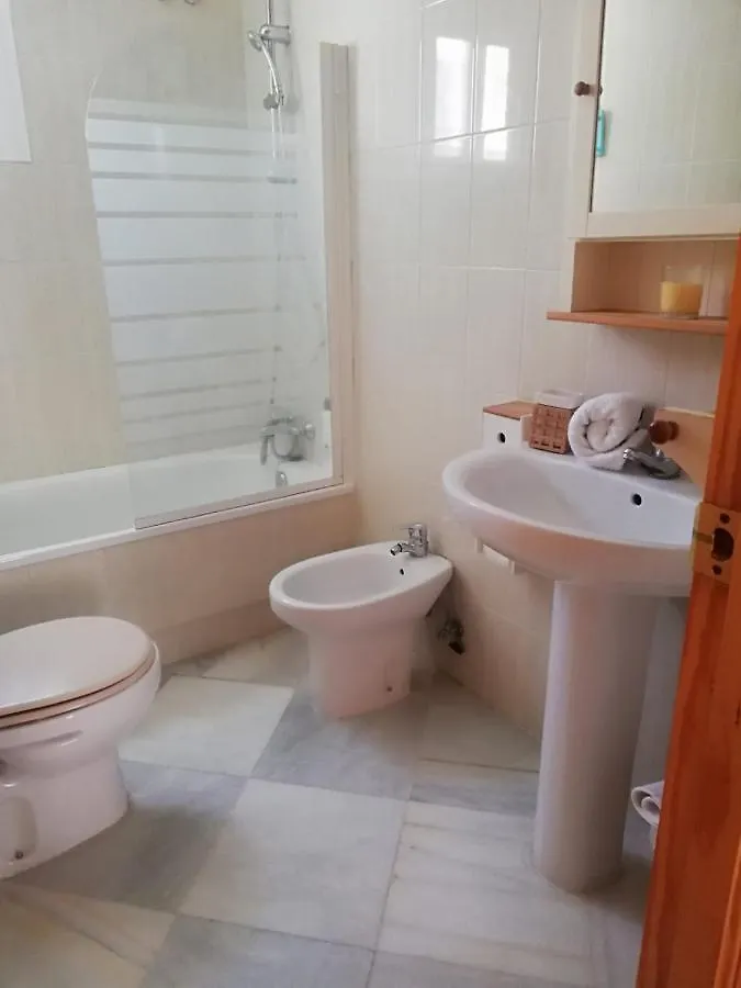Apartamento En Urbanizacion Los Enebros Huelva